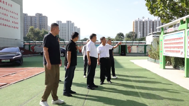 县人大常委会就全县优质教育发展工...