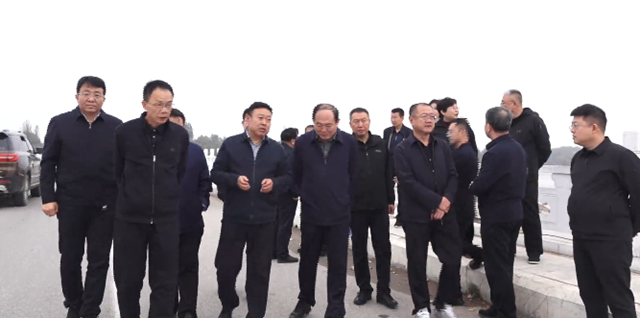 市人大在我县调研